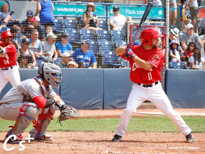 vinny_capra_at_plate