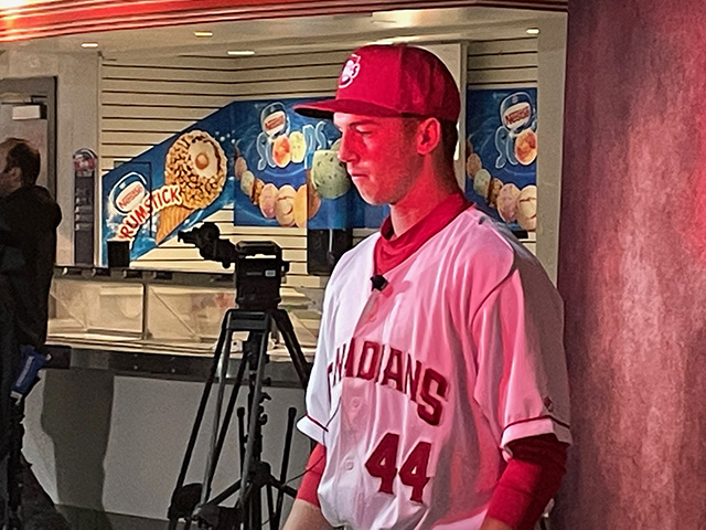 Vancouver Canadians Sem Robberse